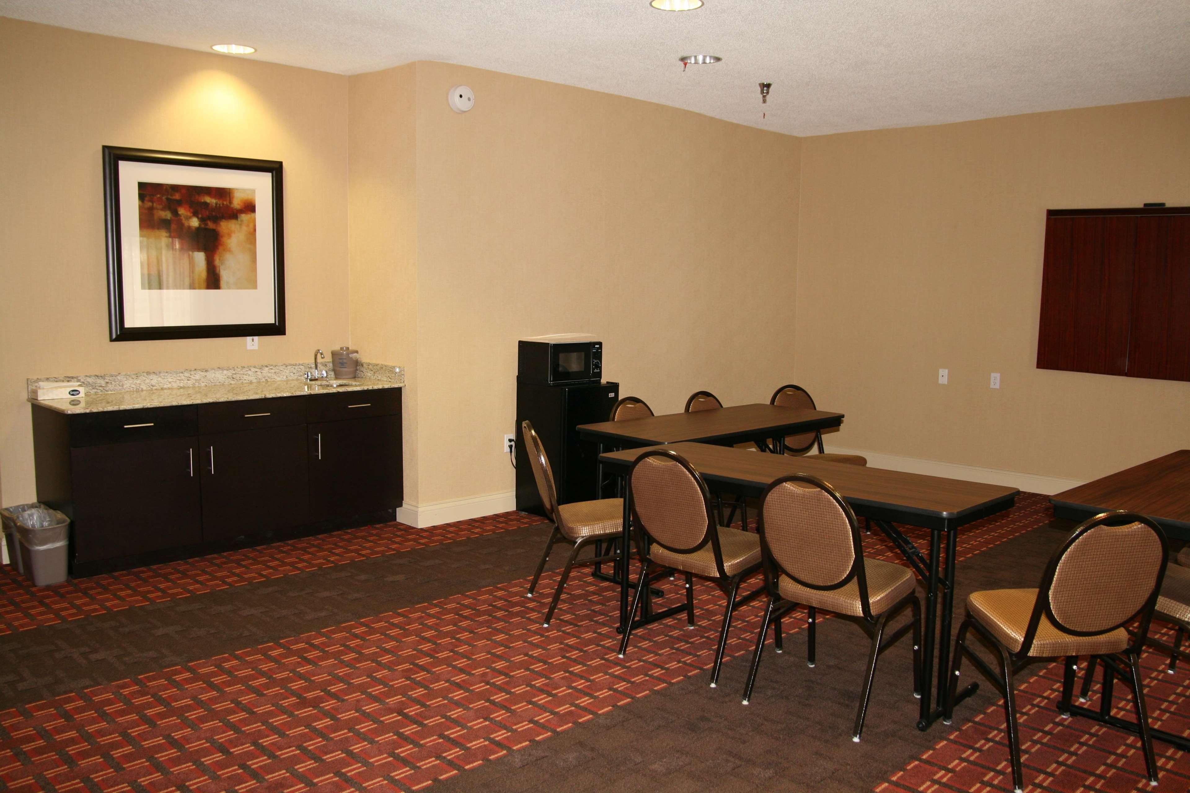 Hampton Inn Corydon Buitenkant foto