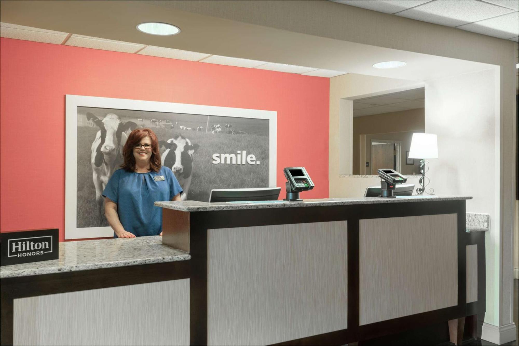 Hampton Inn Corydon Buitenkant foto