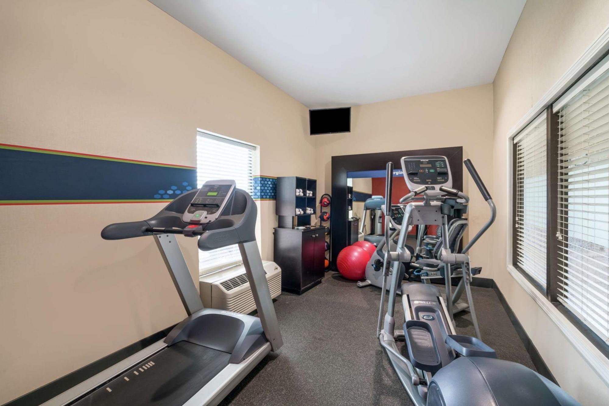Hampton Inn Corydon Buitenkant foto